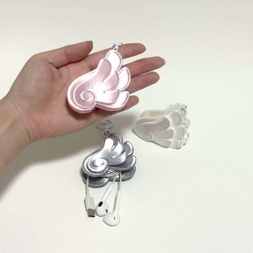 Brelok-organizer do kabli w ks – Cable Winder Keychain recenzja i cena