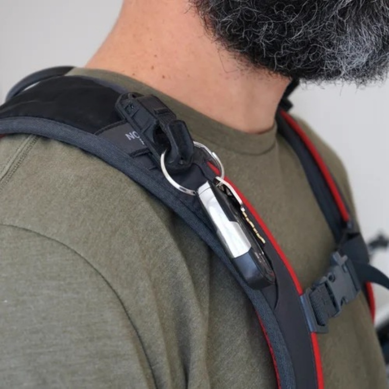 Wielofunkcyjny klips do plecak – Edc Carry Pack recenzja i cena
